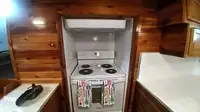 Nava de pescuit tip trauler de vânzare