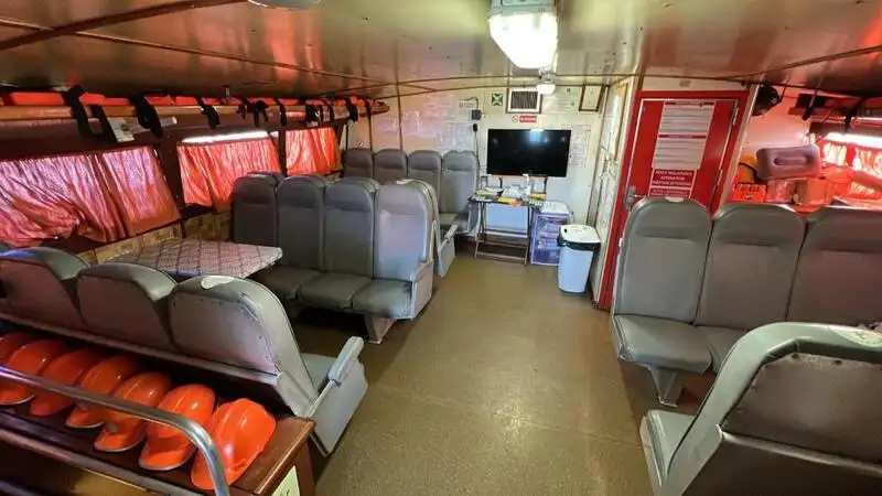 Navă de transport echipaj de vânzare