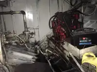 Nava de pescuit tip trauler de vânzare