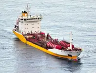 Oil/Chemical tanker de vânzare