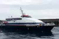 Nava de pasageri de vânzare