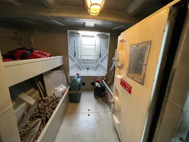 Navă pilot de vânzare