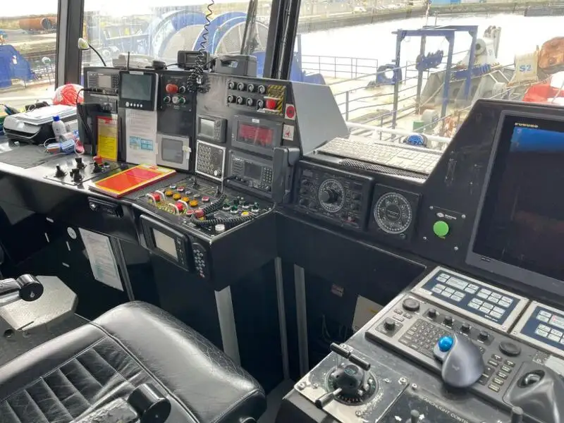 Nava container de vânzare