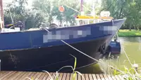 Nava de pescuit tip trauler de vânzare