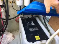 Nava de pescuit tip trauler de vânzare
