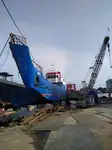 Ambarcațiune de debarcare, cu rezervoare de vânzare