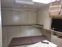 Navă de sondaj de vânzare