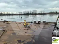 Barjă de vânzare