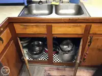 Nava de pescuit tip trauler de vânzare