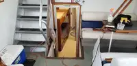 Nava de pescuit tip trauler de vânzare