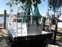 Nava de pescuit tip trauler de vânzare