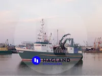 Nava de pescuit tip trauler de vânzare