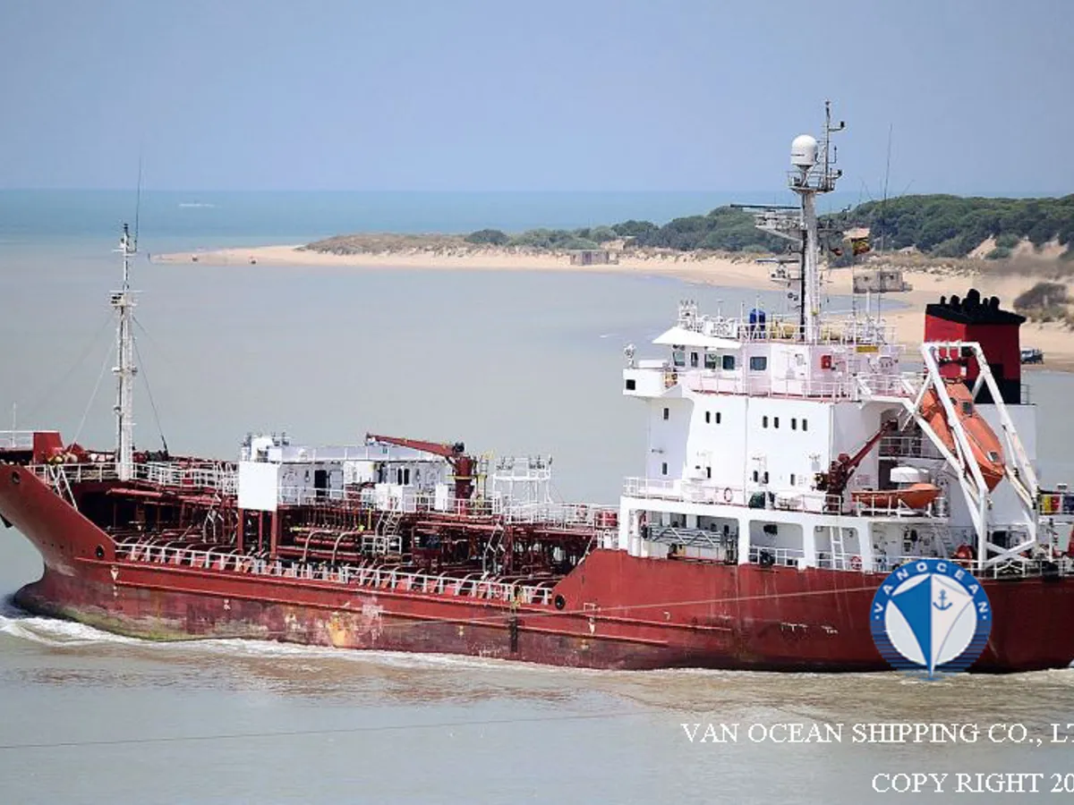 Tanc petrolier / chimic de vânzare