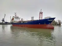 Oil/Chemical tanker de vânzare