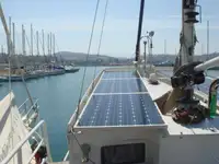 Nava de pescuit tip trauler de vânzare