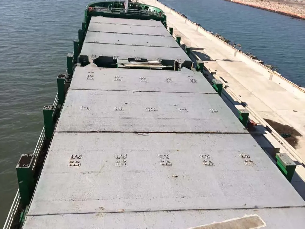 Nava container de vânzare