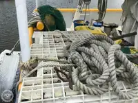 Nava de pescuit tip trauler de vânzare
