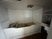 Nava de pescuit tip trauler de vânzare