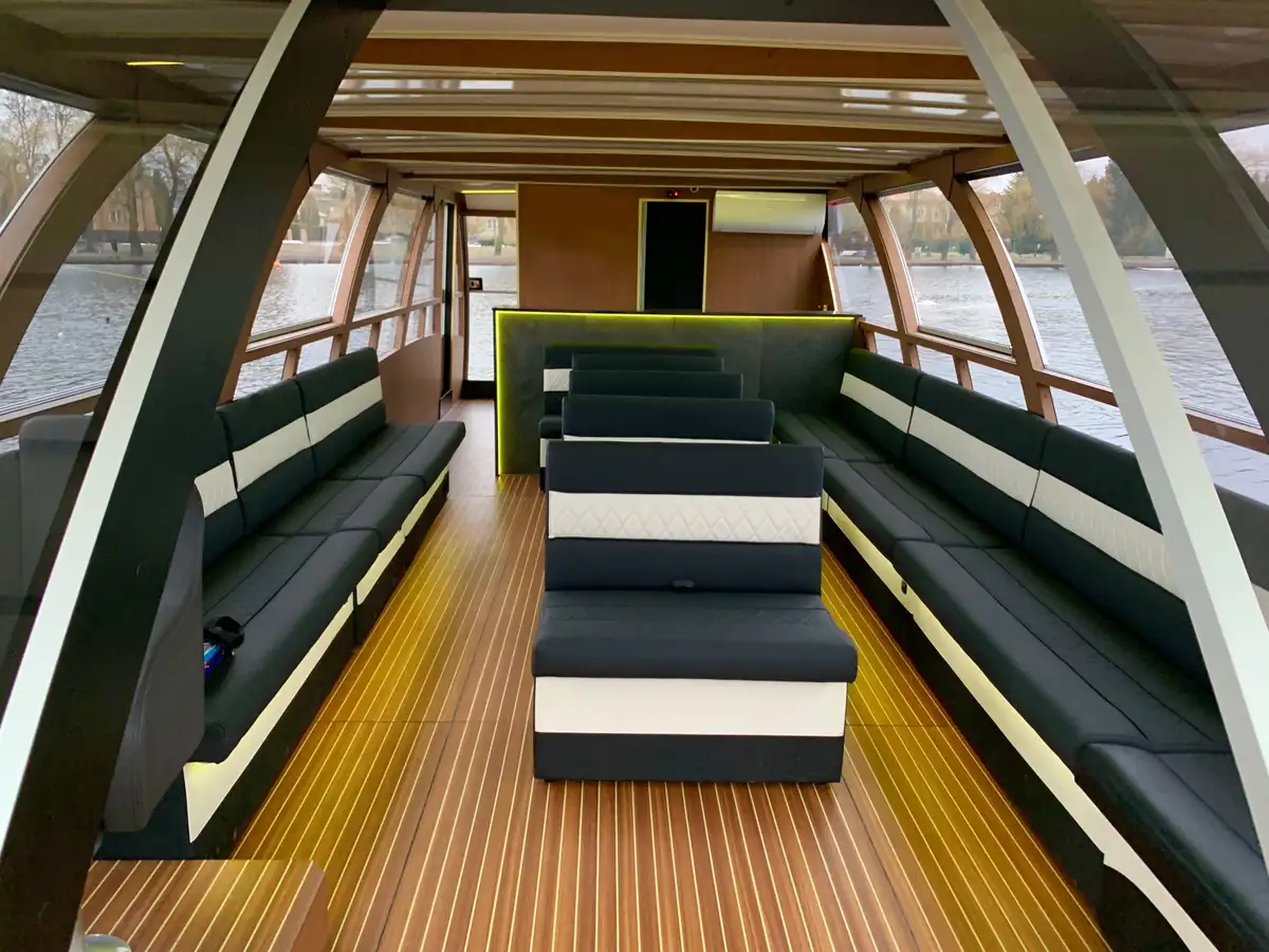 Catamaran de vânzare