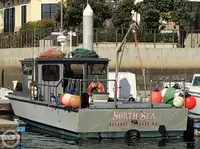 Nava de pescuit tip trauler de vânzare