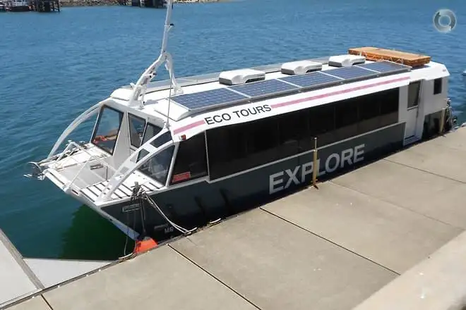 Catamaran de vânzare
