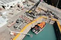 Nava de pescuit tip trauler de vânzare