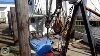 Nava de pescuit tip trauler de vânzare