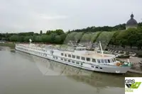 Navă de croazieră de vânzare