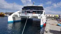 Catamaran de vânzare