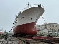 Nava de pescuit tip trauler de vânzare