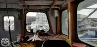 Nava de pescuit tip trauler de vânzare