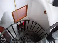 Șalupă de vânzare