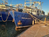 Nava de pescuit tip trauler de vânzare