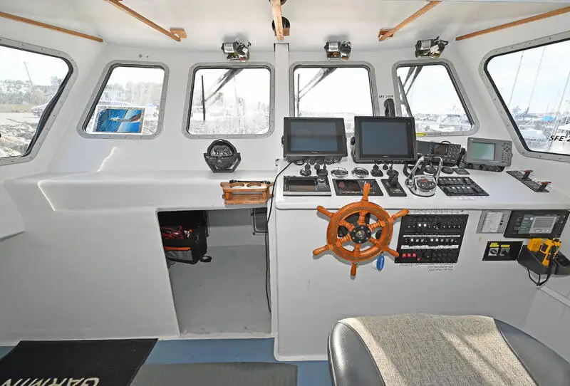 Catamaran de vânzare