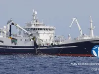Nava de pescuit tip trauler de vânzare