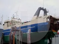 Nava de pescuit tip trauler de vânzare