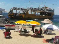 Navă de croazieră și feribot de vânzare