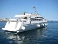 Nava de pasageri de vânzare