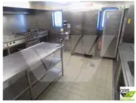 Barjă de cazare de vânzare