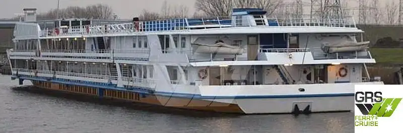 Navă de croazieră de vânzare