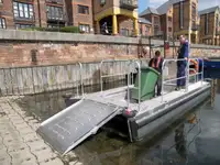 Nava container de vânzare