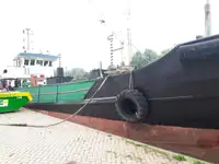 Oil/Chemical tanker de vânzare