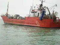 Nava de pescuit tip trauler de vânzare