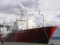 Nava de pescuit tip trauler de vânzare