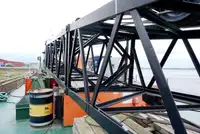 Nava cu macara de vânzare