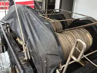 Nava de pescuit tip trauler de vânzare