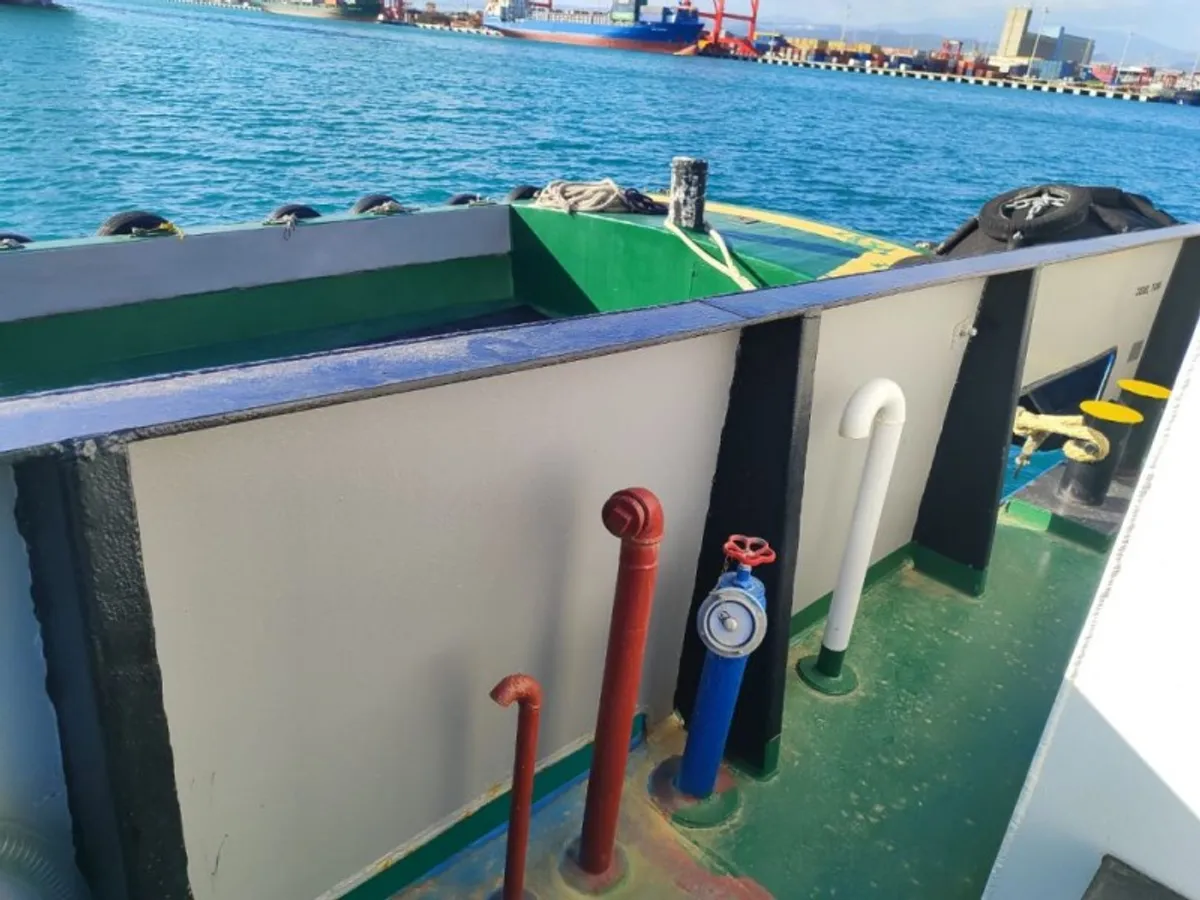 Nava container de vânzare