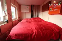 Hotel plutitor de vânzare