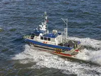 Catamaran de vânzare