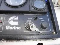 Nava de pescuit tip trauler de vânzare